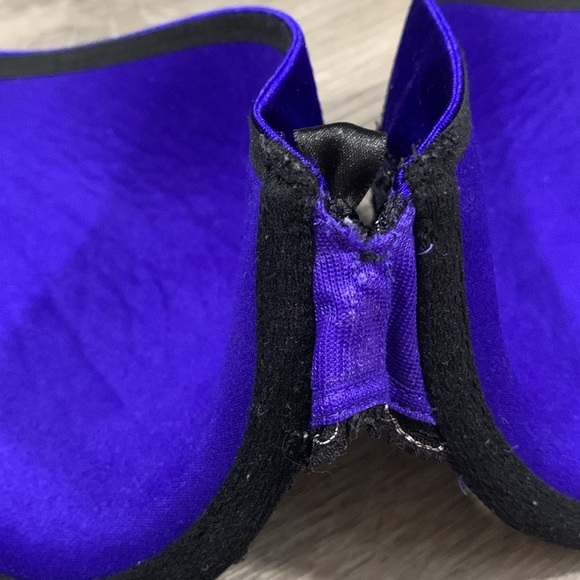 Victoria’s Secret Very Sexy Lined Demi Royal Blue/Purple & Black Lace Bra 32DD - Picture 9 of 11